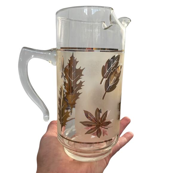 Vintage Libbey Frosted Glass Gold Leaves Pitcher Small MCM Juice Barware - Picture 2 of 13